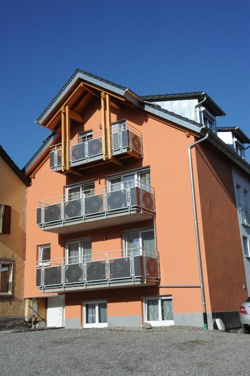 Gasthaus-Pension Fischerkeller Randegg エクステリア 写真