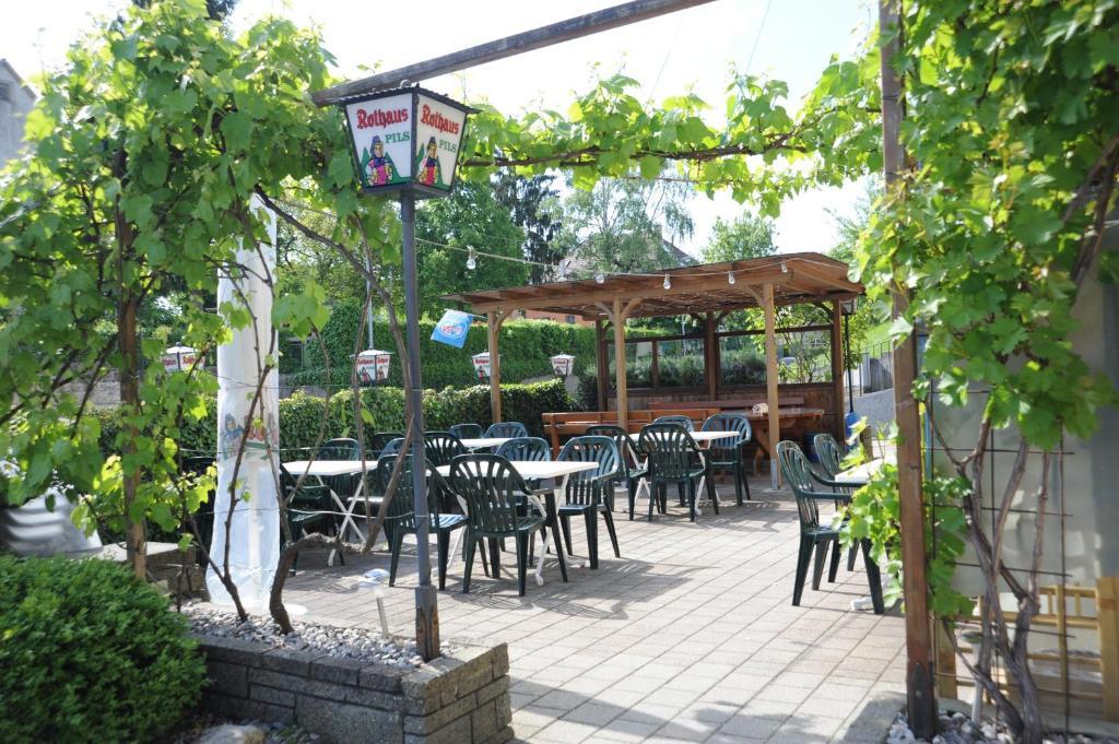 Gasthaus-Pension Fischerkeller Randegg エクステリア 写真